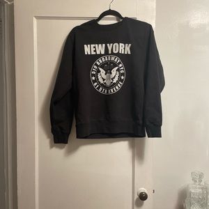 Brandy Melville sweatshirt